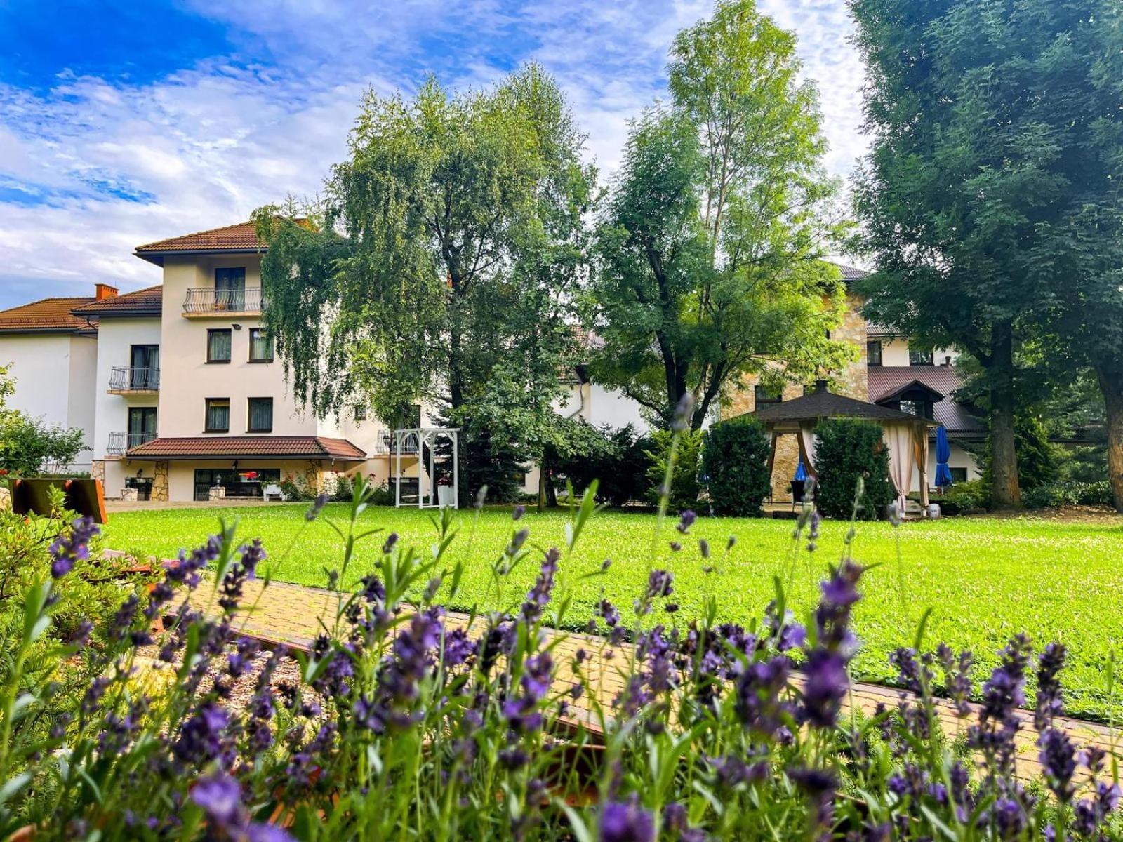 Hotel Victoria Olkusz Esterno foto